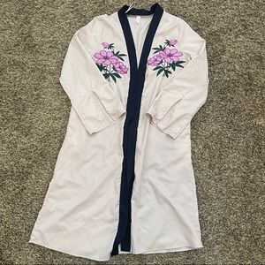 Light Pink Kimono w/Floral Details Size Small